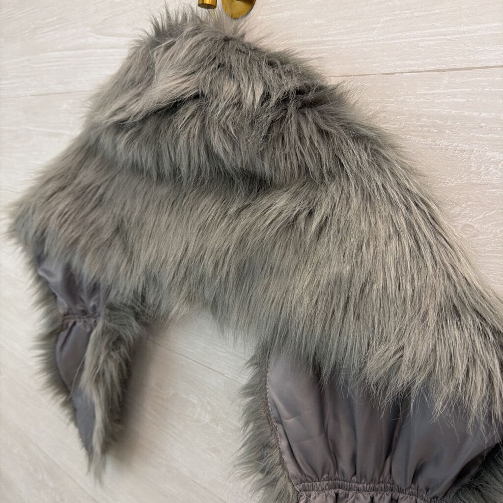 Grey Faux Fur Shoulder Wrap Scarf