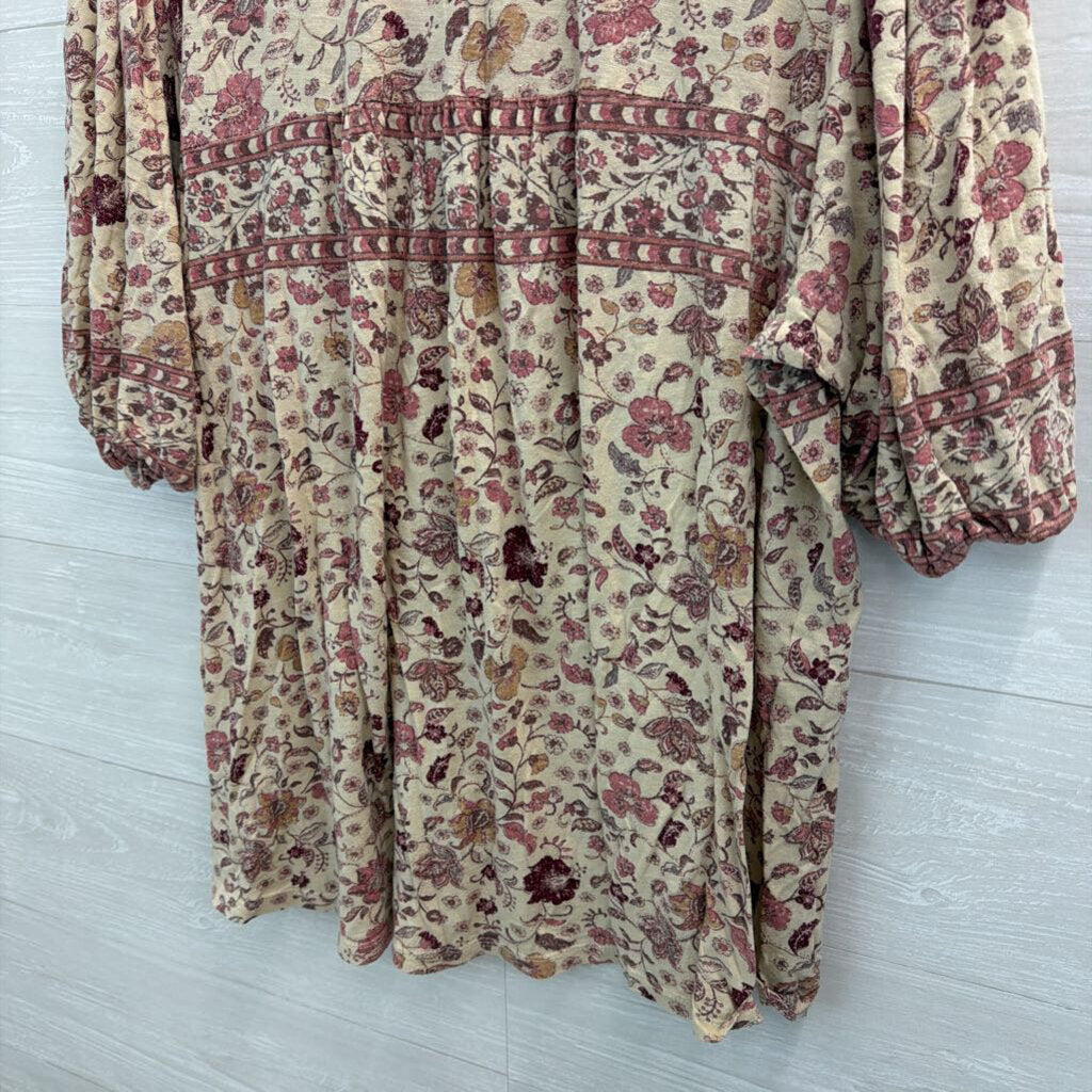 Wonderly Beige/ Pink Print Top 2X