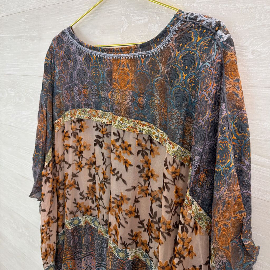 John Mark Blue/ Orange Print Embroidered Neck Top 3X
