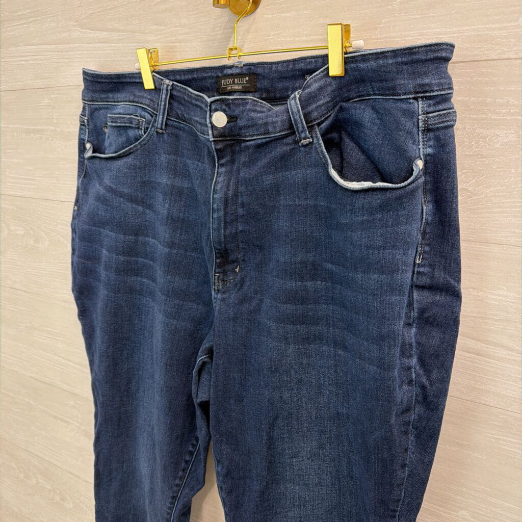 Judy Blue Dark Wash Skinny Fit Jeans 24W
