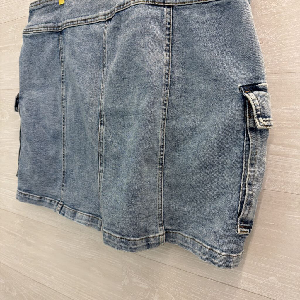 Arula Light Wash Cargo Denim Skirt XXL