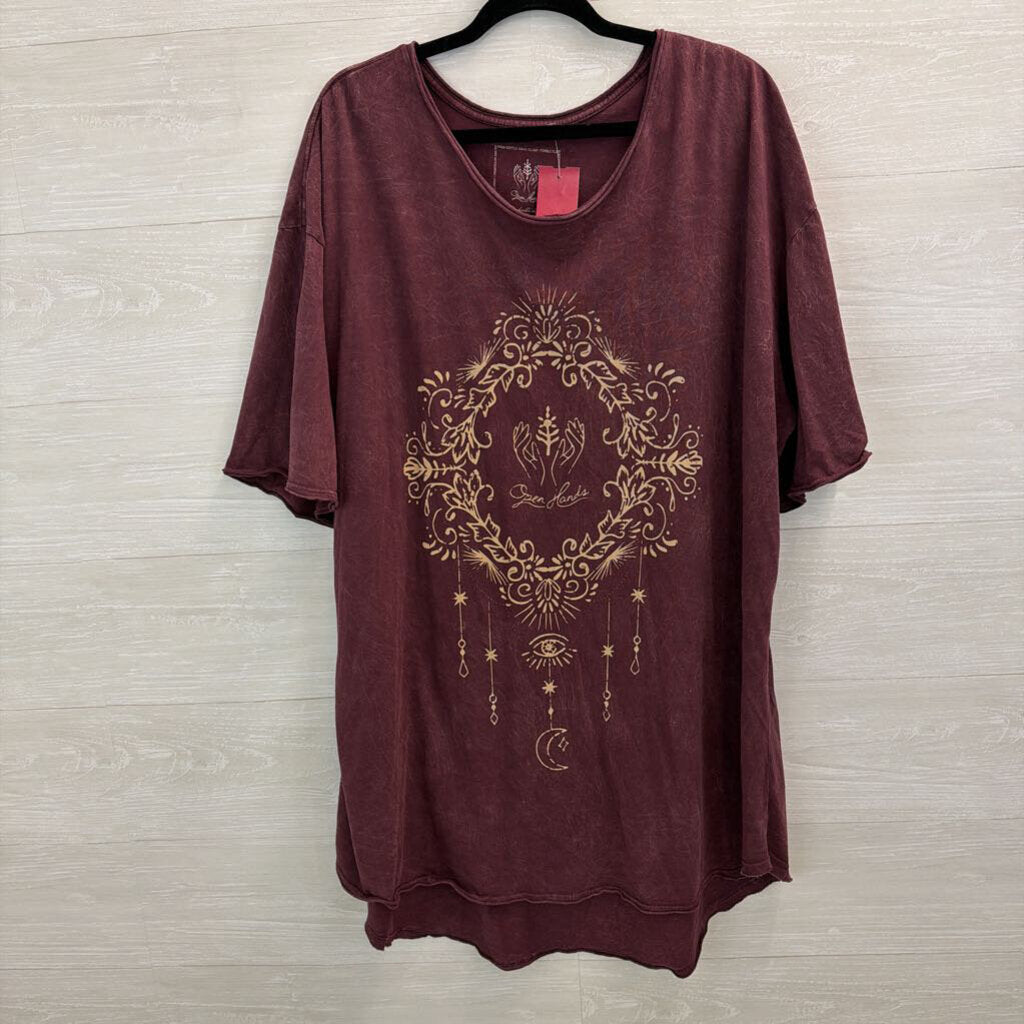 Open Hands by Kantha Bae Burgundy/ Beige Graphic Top Free Size