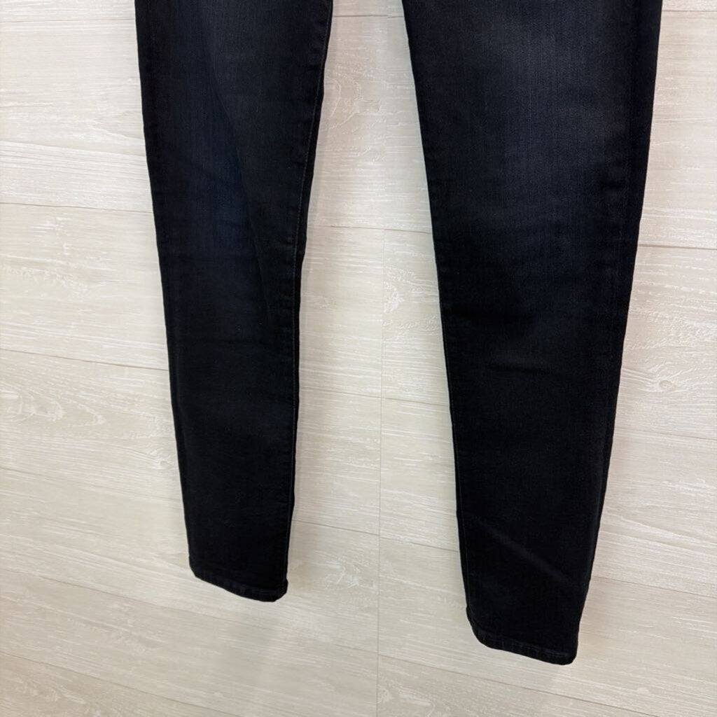 AG Dark Wash The Prima Ankle Cigarette Ankle Jeans 26