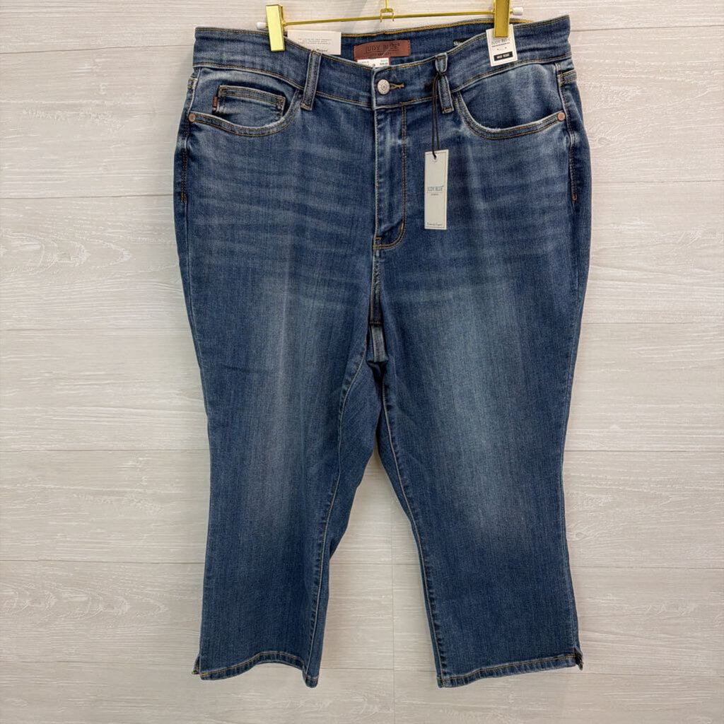Judy Blue Medium Wash Mid Rise Skinny Fit Capri Jeans 18W