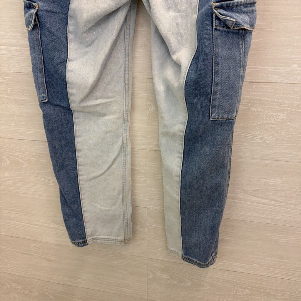 Pac Sun Medium/ Light Wash Cargo Wide Leg Jeans 27