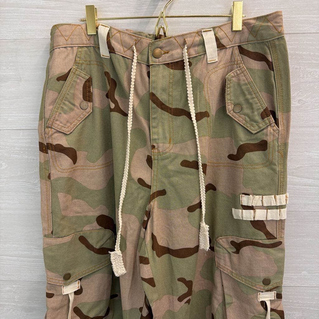 POL Green/ Brown Camo Print Cargo Wide Leg Pants Medium