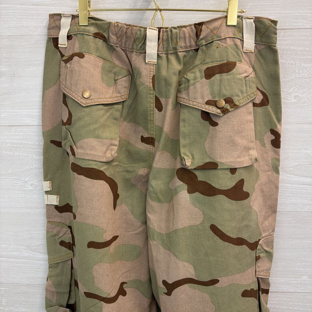 POL Green/ Brown Camo Print Cargo Wide Leg Pants Medium