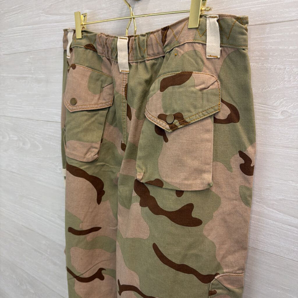 POL Green/ Brown Camo Print Cargo Wide Leg Pants Medium