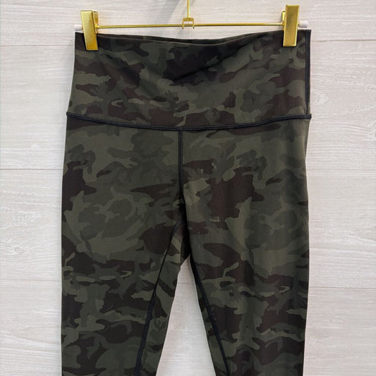 Lululemon Green Camo Print Cropped Leggings 6