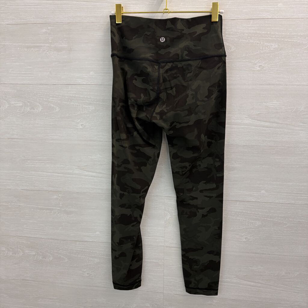 Lululemon Green Camo Print Cropped Leggings 6
