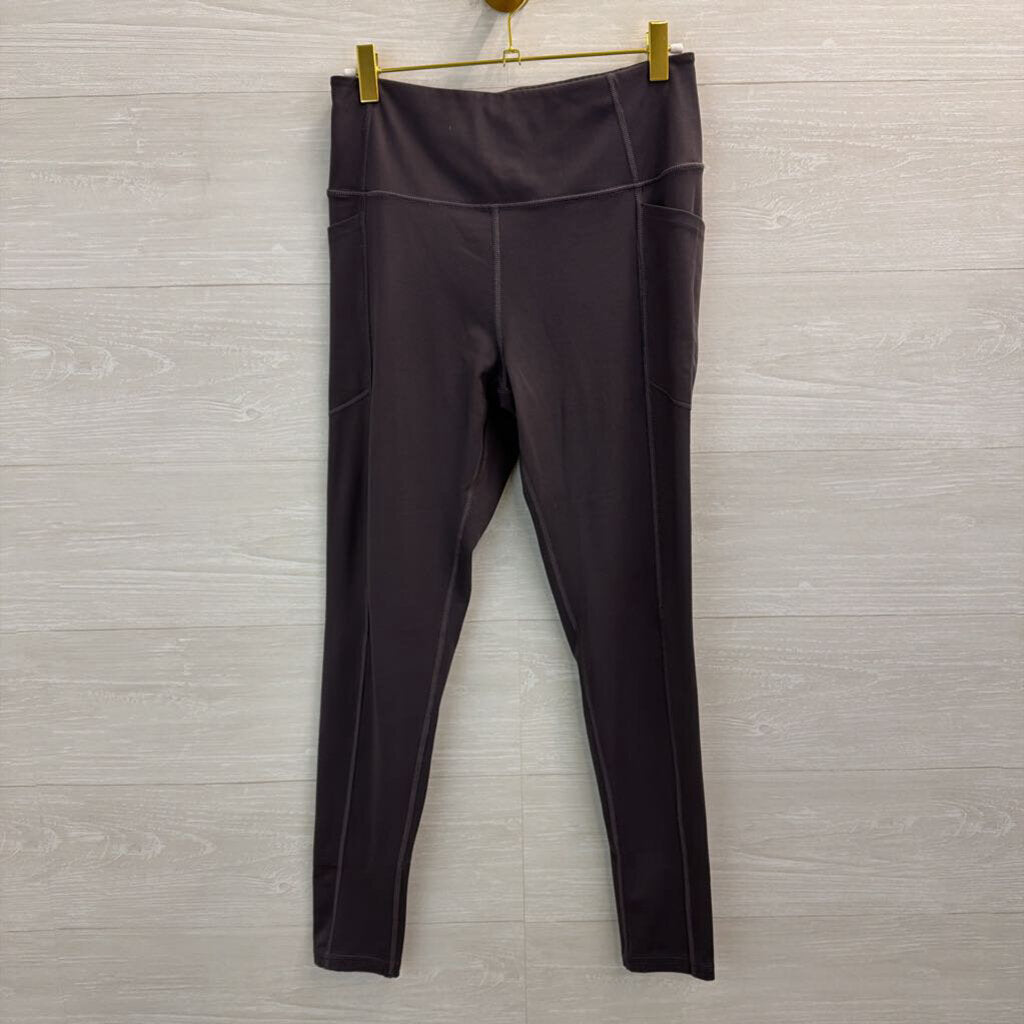 Victoria's Secret Dark Grey Legging Essential Pockets Yoga Pant10