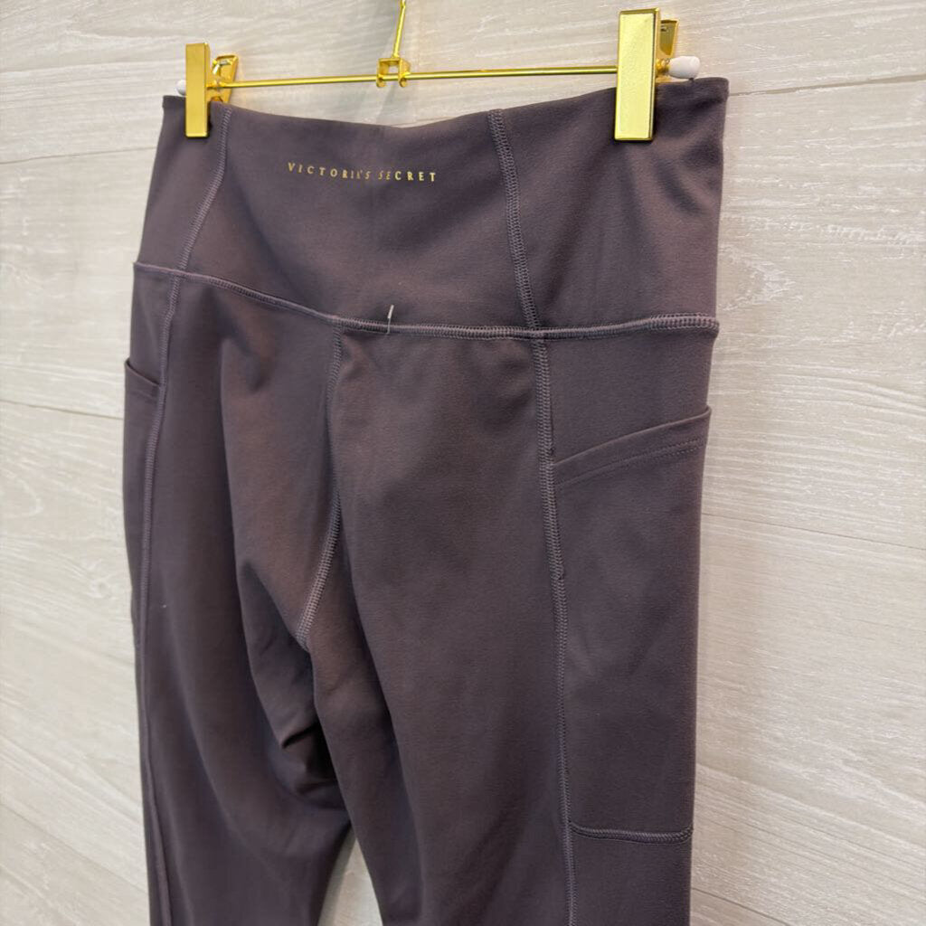 Victoria's Secret Dark Grey Legging Essential Pockets Yoga Pant10