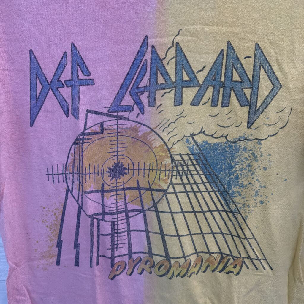 Def Leppard Pink/Yellow Graphic Tee S/M