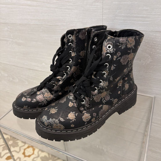 True Craft Black/ Metallic Flower Lace Up Ankle Boots 7.5