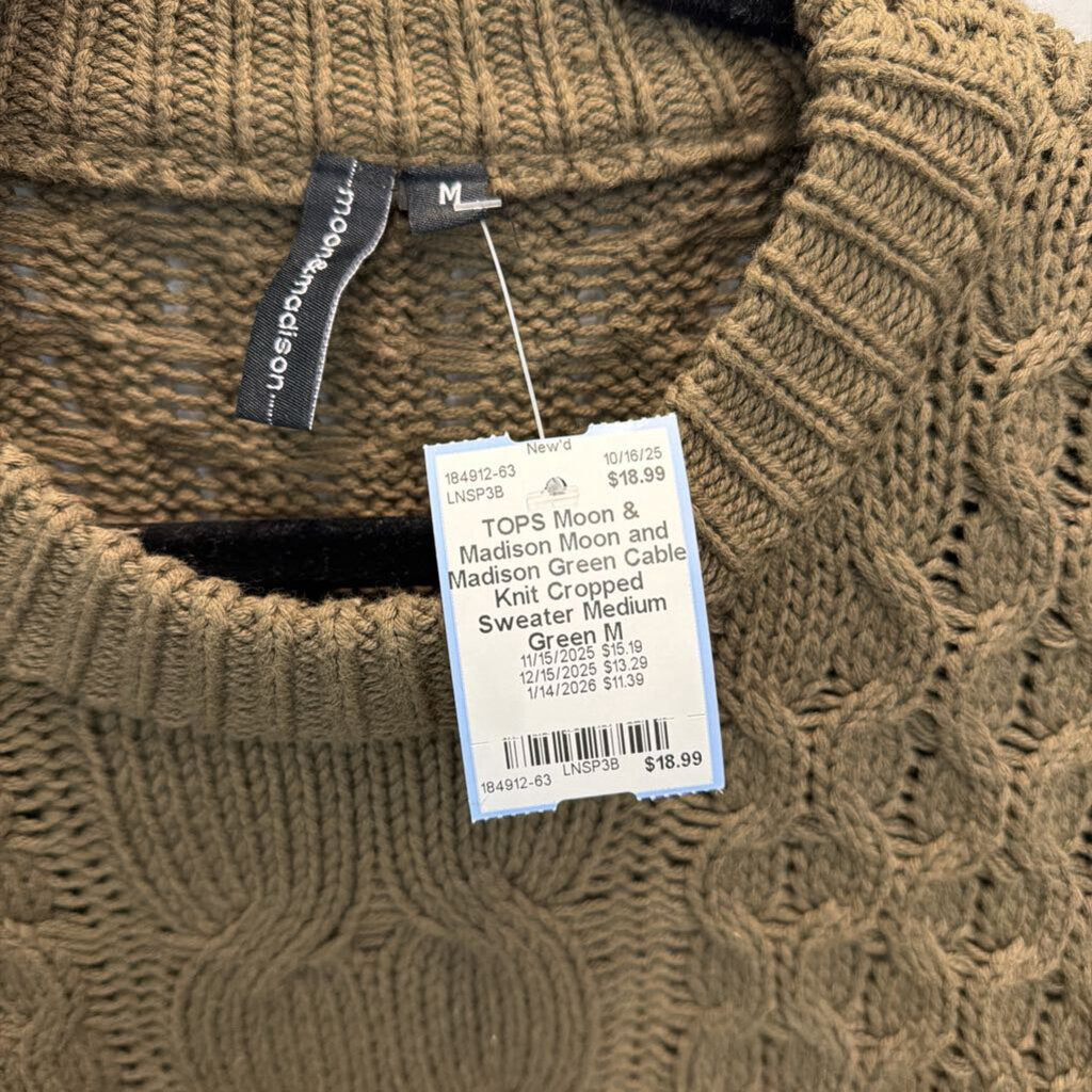 Moon and Madison Green Cable Knit Cropped Sweater Medium