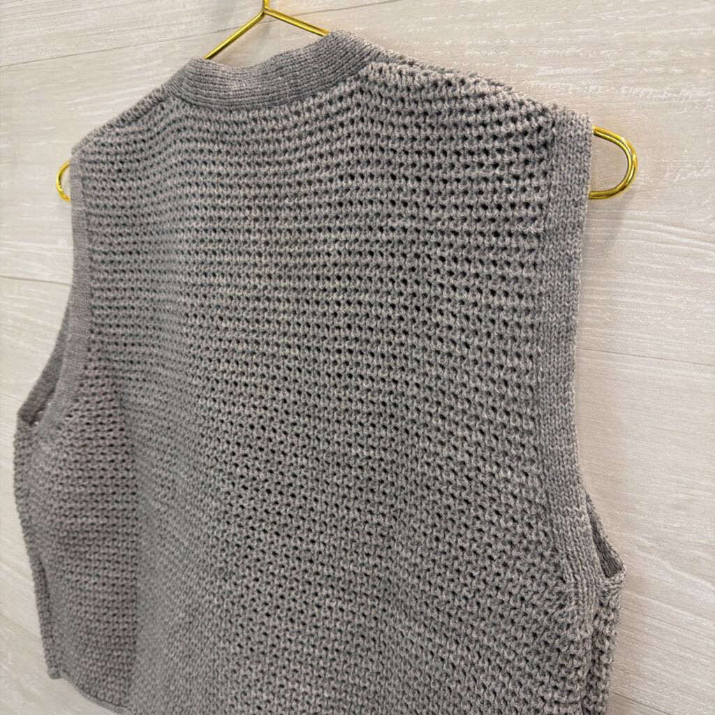 Grey Knit Button Front Sleeveless Top Medium