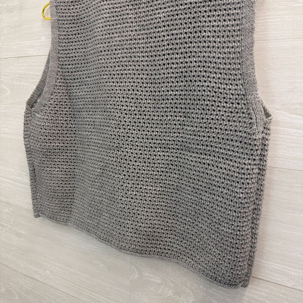 Grey Knit Button Front Sleeveless Top Medium