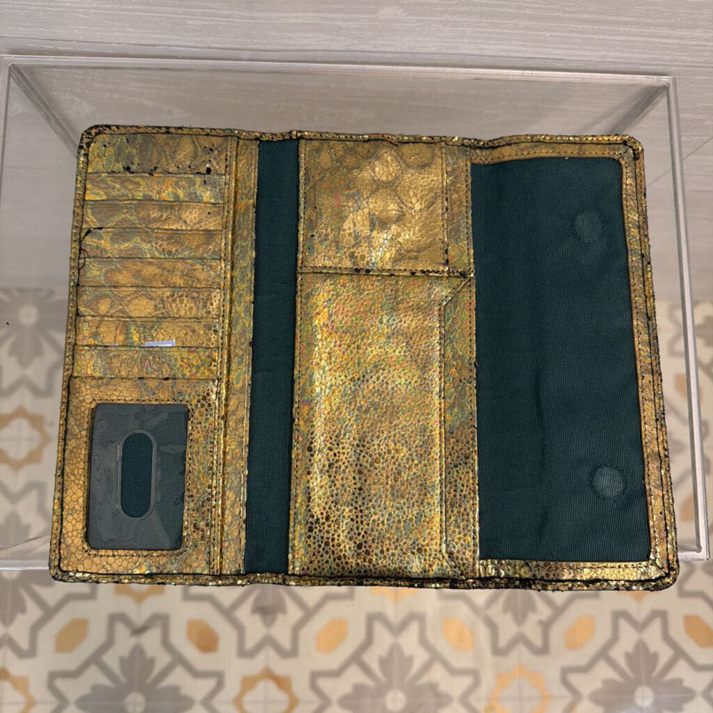 Hobo Sadie Stingray Wallet