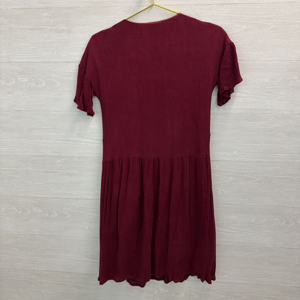 Burgundy Shortsleeve Dress with Buttons Medium