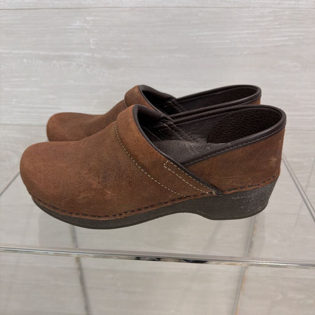 Dansko Brown Leather Clogs 39