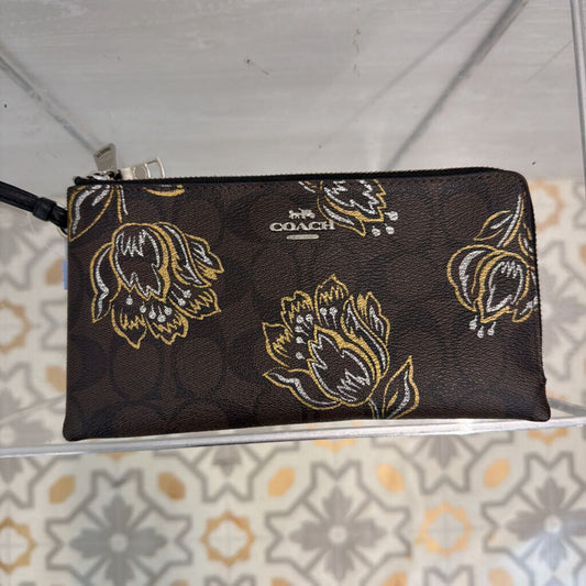 Coach Tulip Brown/Gold Print Corner Zip Wristlet