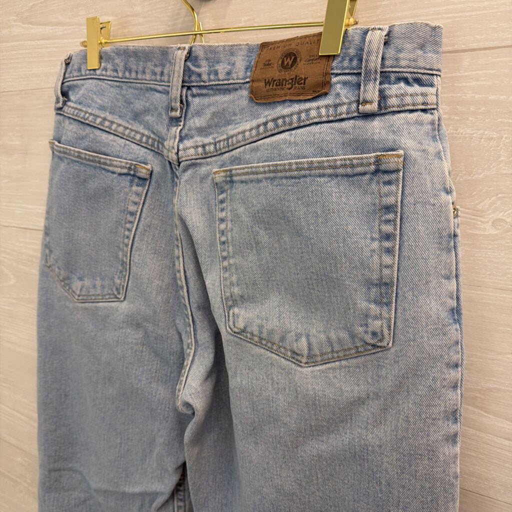 Wrangler Light Wash Relaxed Fit Jeans 33