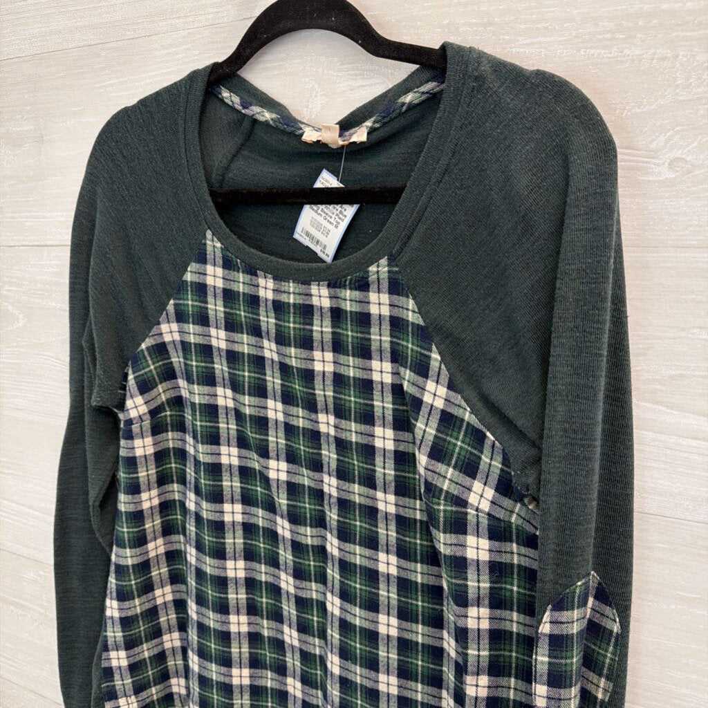 Skies are Blue Green/ White Plaid Long Sleeve Top Medium