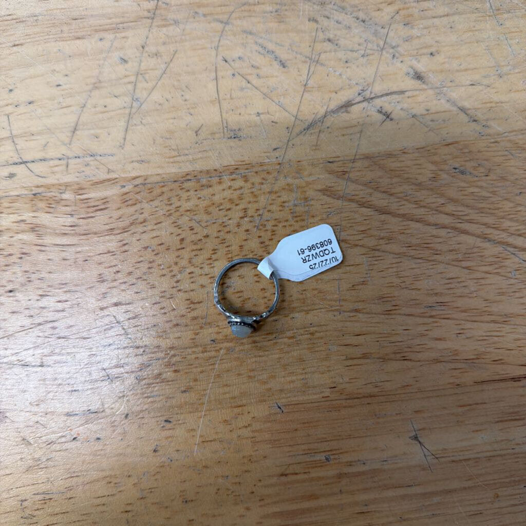 Silver/ Iridescent Stone Ring