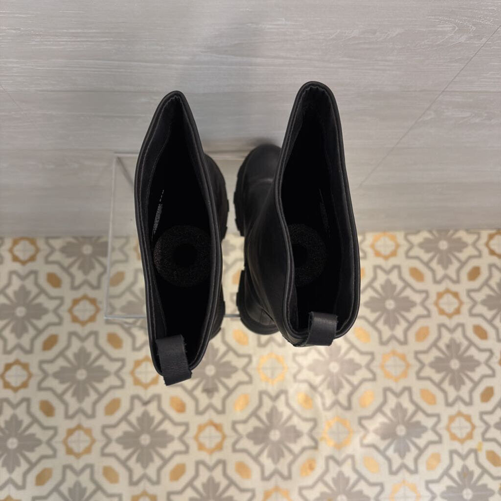 Steve Madden "Esme" Black Leather Chunky Boots