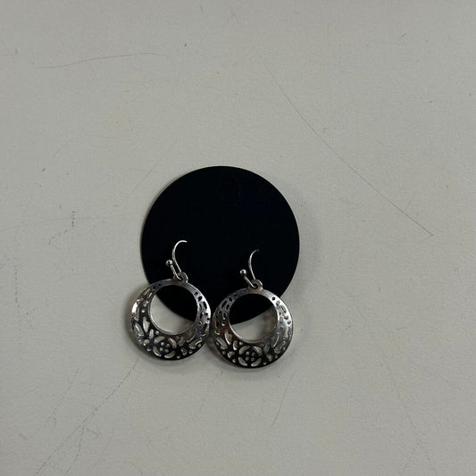 Circle Filigree Drop Earrings