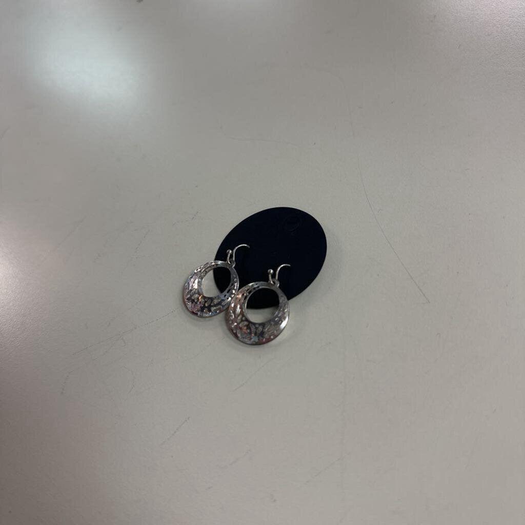 Circle Filigree Drop Earrings