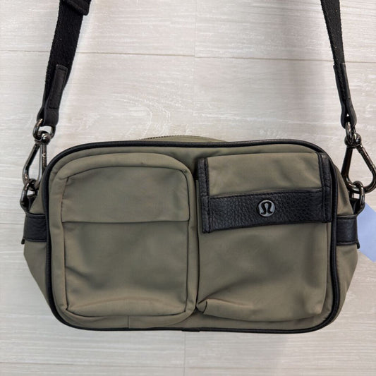 Lululemon Green/ Black Now and Always Hip Pack