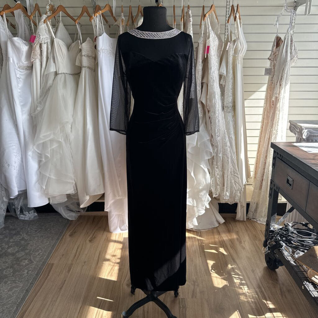 Alex Evenings Black Velvet Embellished Neckline Long Sleeve Long Formal Dress 14