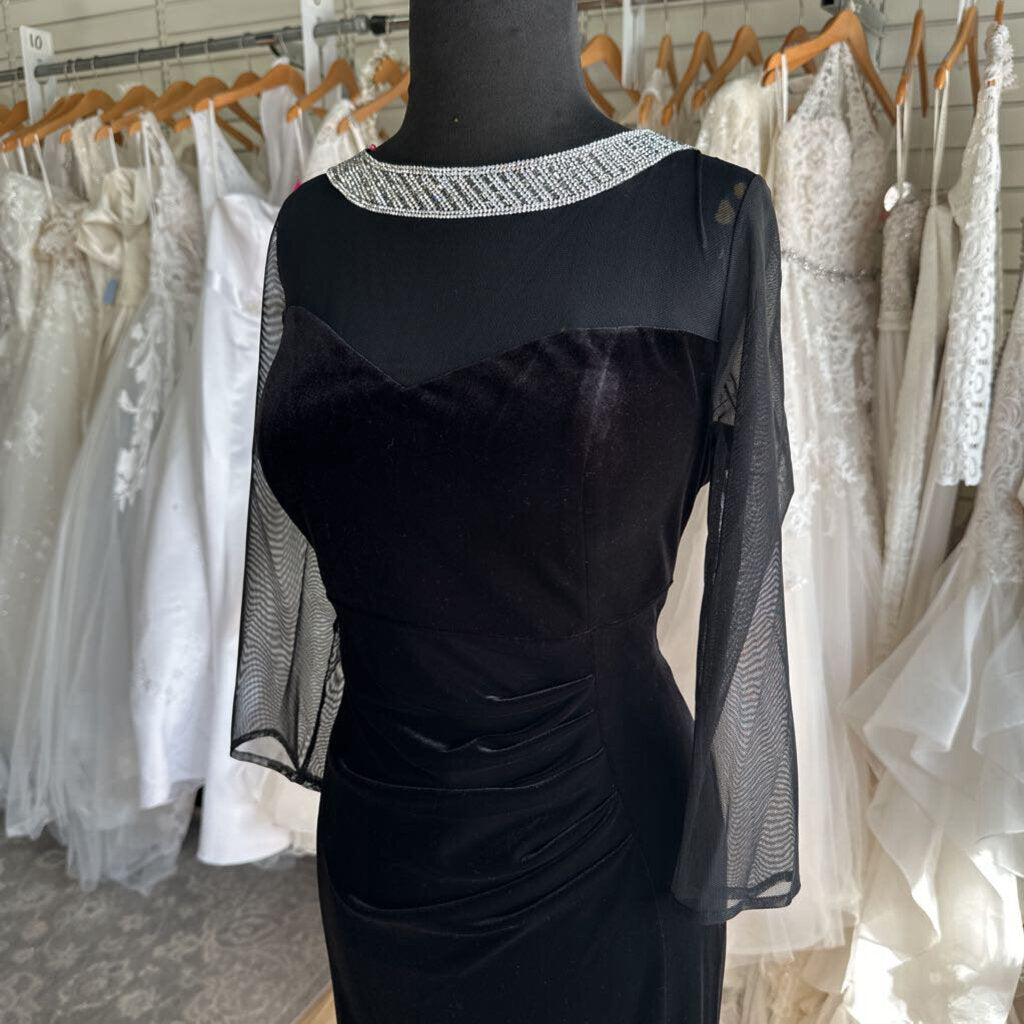 Alex Evenings Black Velvet Embellished Neckline Long Sleeve Long Formal Dress 14