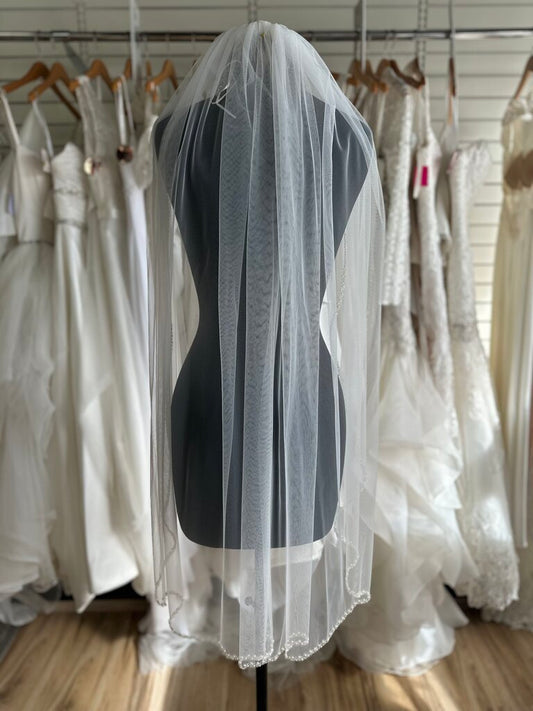 Ivory Embellished Beaded Edge Veil