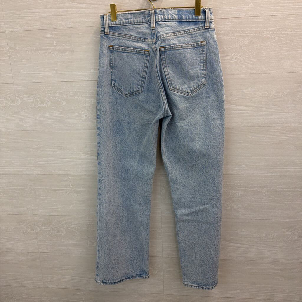 Abercrombie and Fitch Light Wash The 90s Relaxed High Rise Jeans 26 XS