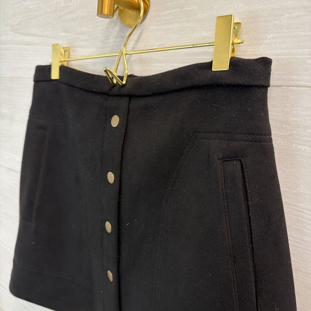 HYFVE Black Suede Button Front Mini Skirt Medium