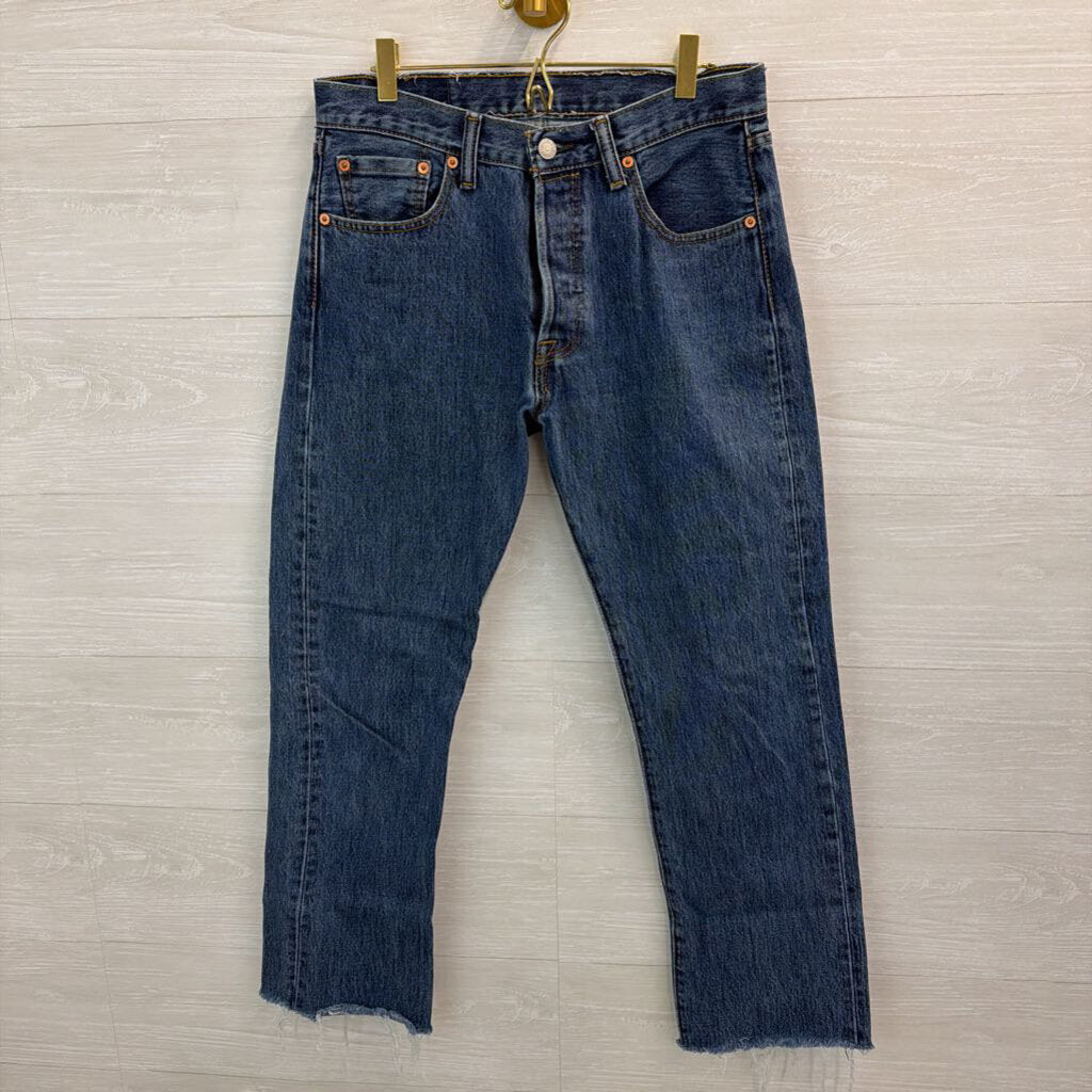 Levi Dark Wash High Rise Mom Jeans 30