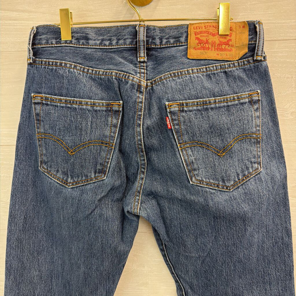 Levi Dark Wash High Rise Mom Jeans 30