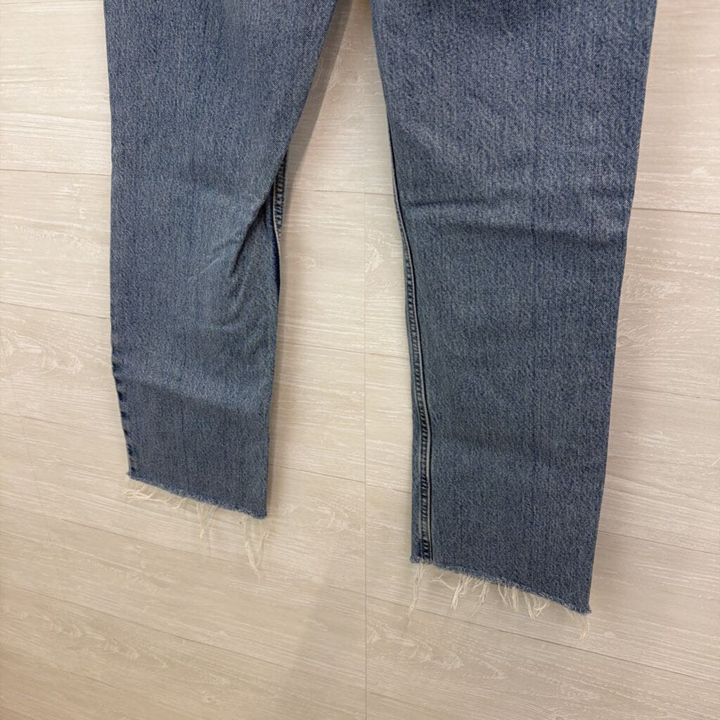 DKNY Jeans Light Wash High Rise Mom Jeans 8