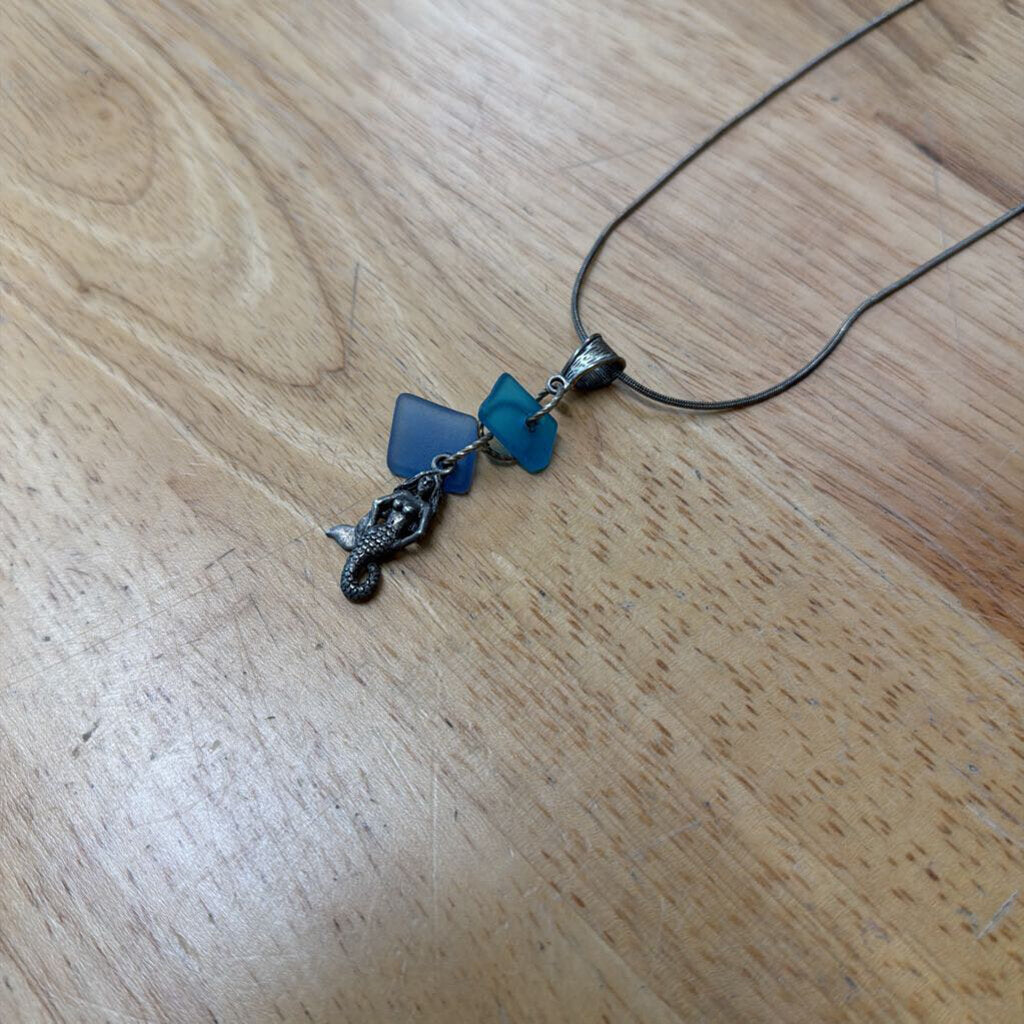 Silver/ Blue Stone Mermaid Pendant Necklace