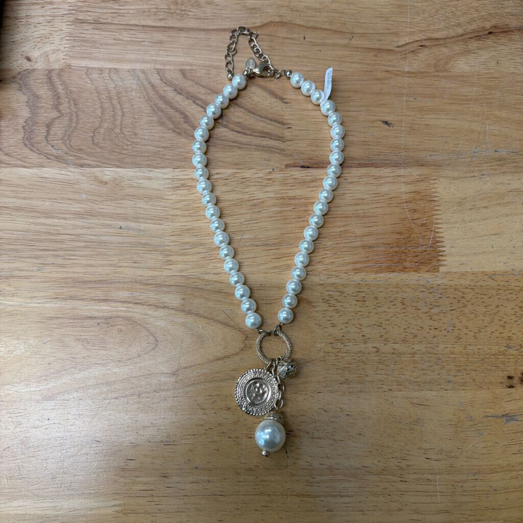 Gold/ Pearl Cluster Charm Necklace