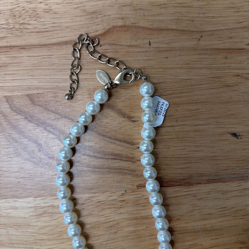 Gold/ Pearl Cluster Charm Necklace