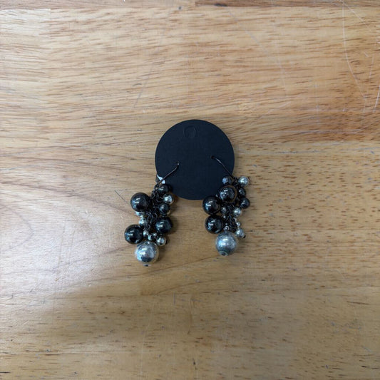 Silver Ball Cluster Ball Earrings