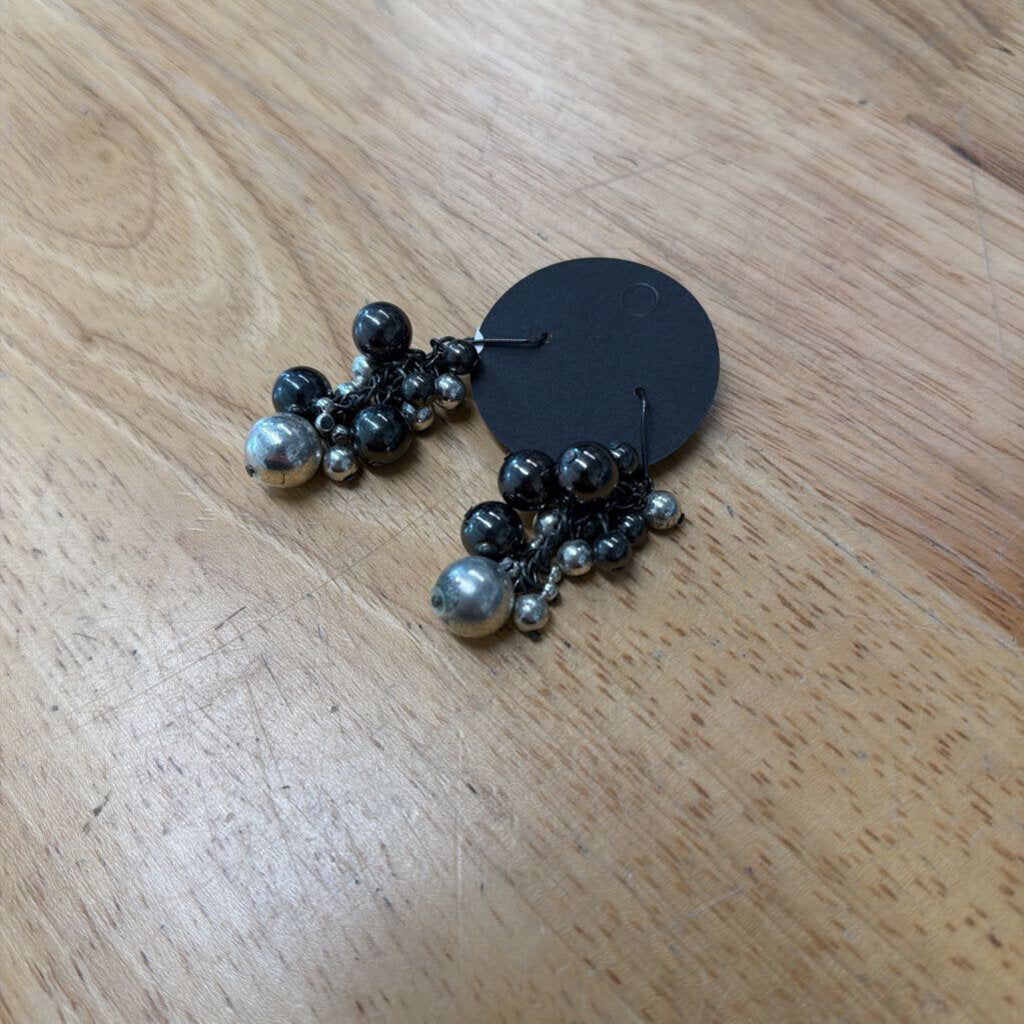 Silver Ball Cluster Ball Earrings