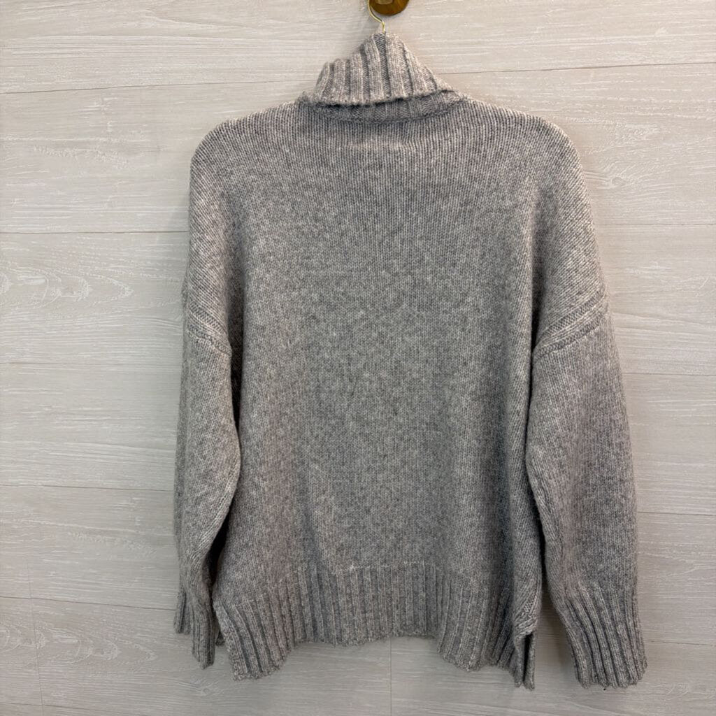 Industry Turtleneck Sweater Extra Large