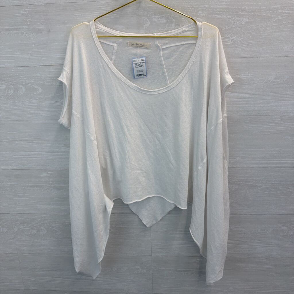 We The Free Batwing T-Shirt Small