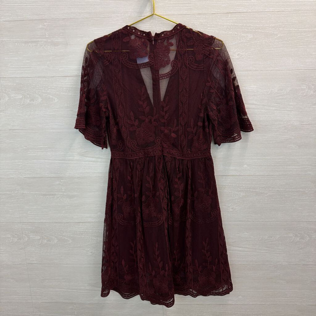 Haute Monde Burgundy Lace Short Sleeve Dress Large