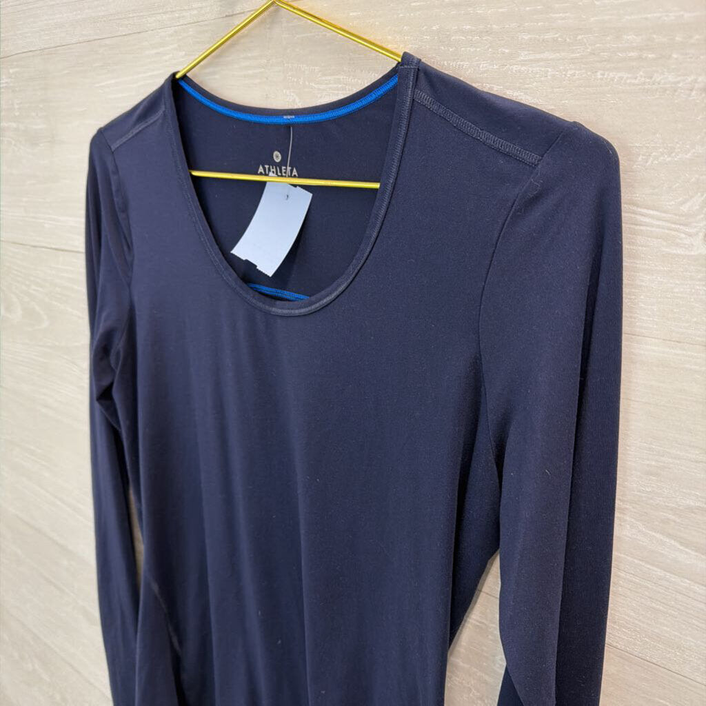 Athleta Blue Long Sleeve Athletic Top Small