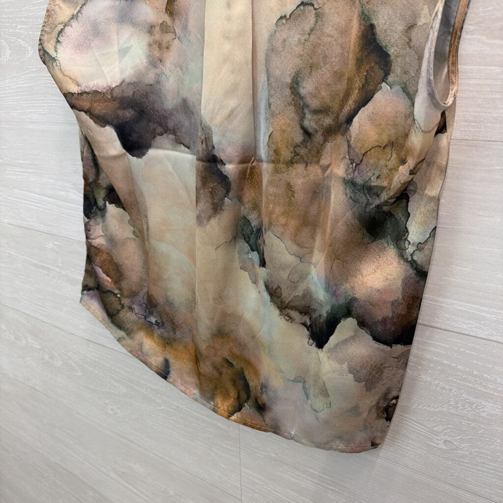 Elie Tahari Green/ Multi Print Silky Short Sleeve Button Down Top Small